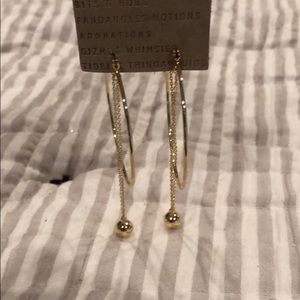 💛𝓐𝓷𝓽𝓱𝓻𝓸𝓹𝓸𝓵𝓸𝓰𝓲𝓮 gold hoops 💛